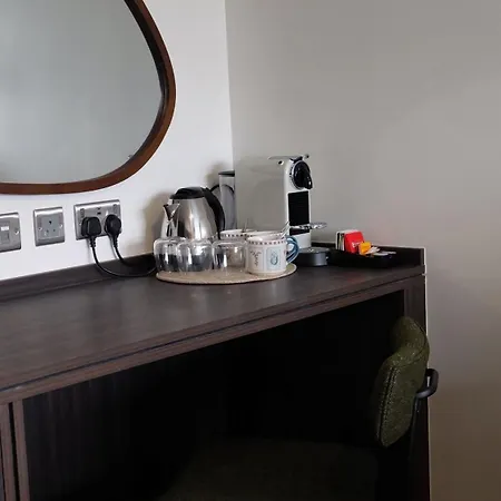 Hidden Acres مالاهايد