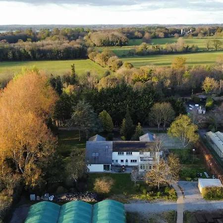 Hidden Acres مالاهايد